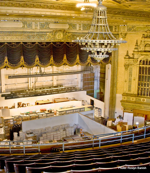 gold-stage